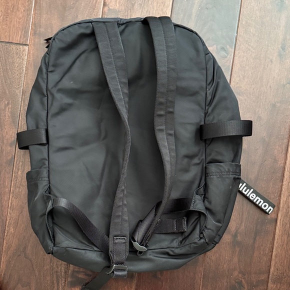 lululemon athletica Black Backpack - Picture 2 of 3